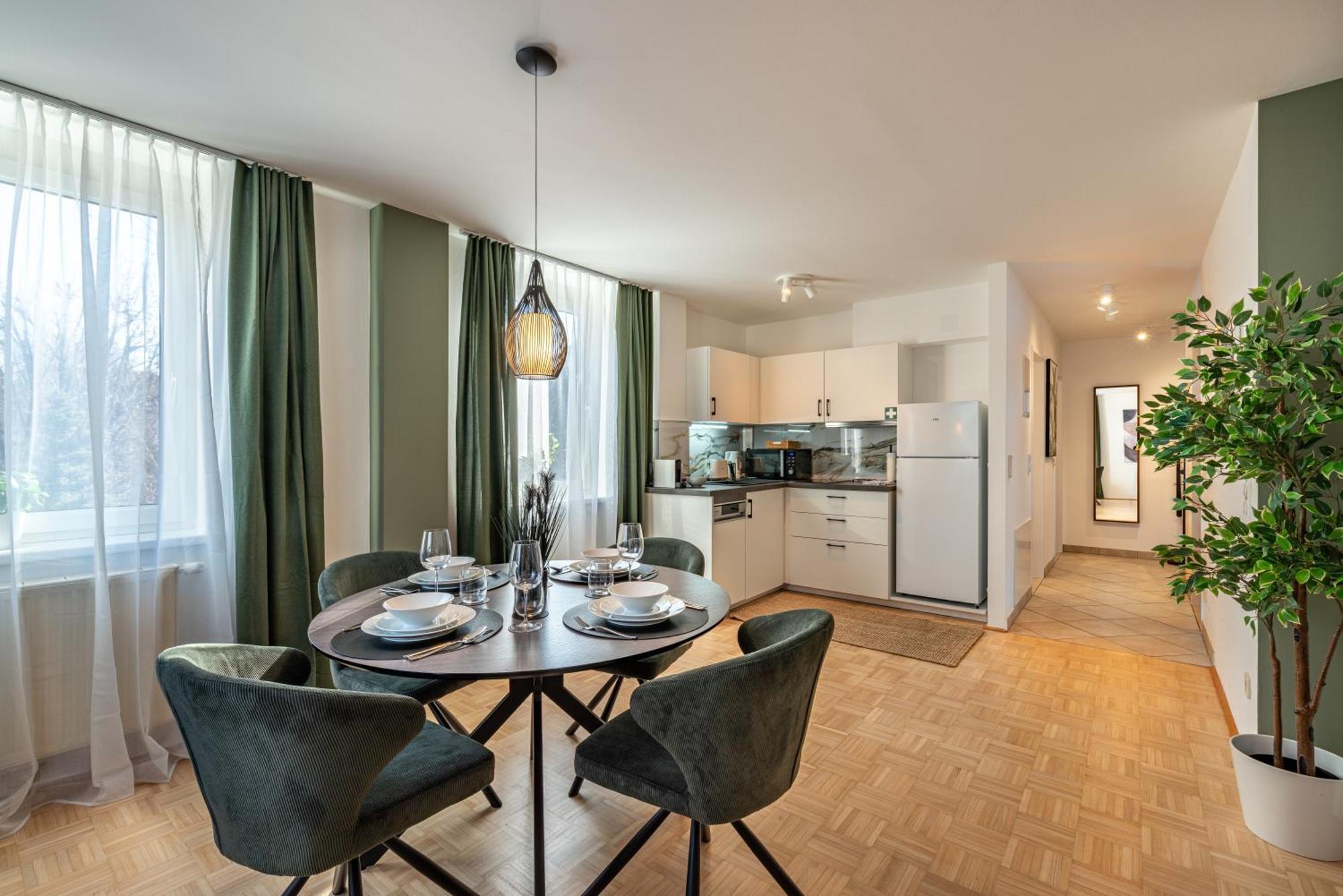 Stadtapartments Luna By Cosy Homes Villach Buitenkant foto