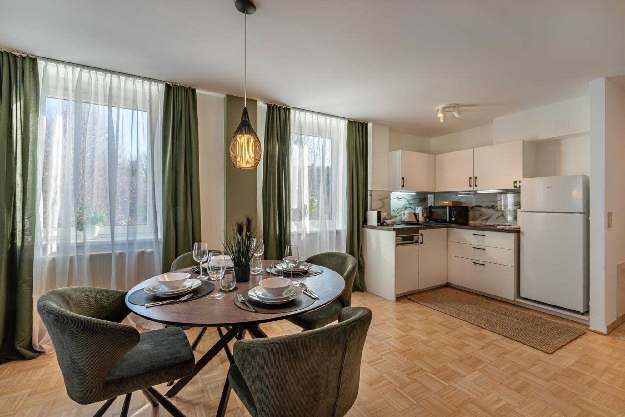 Stadtapartments Luna By Cosy Homes Villach Buitenkant foto